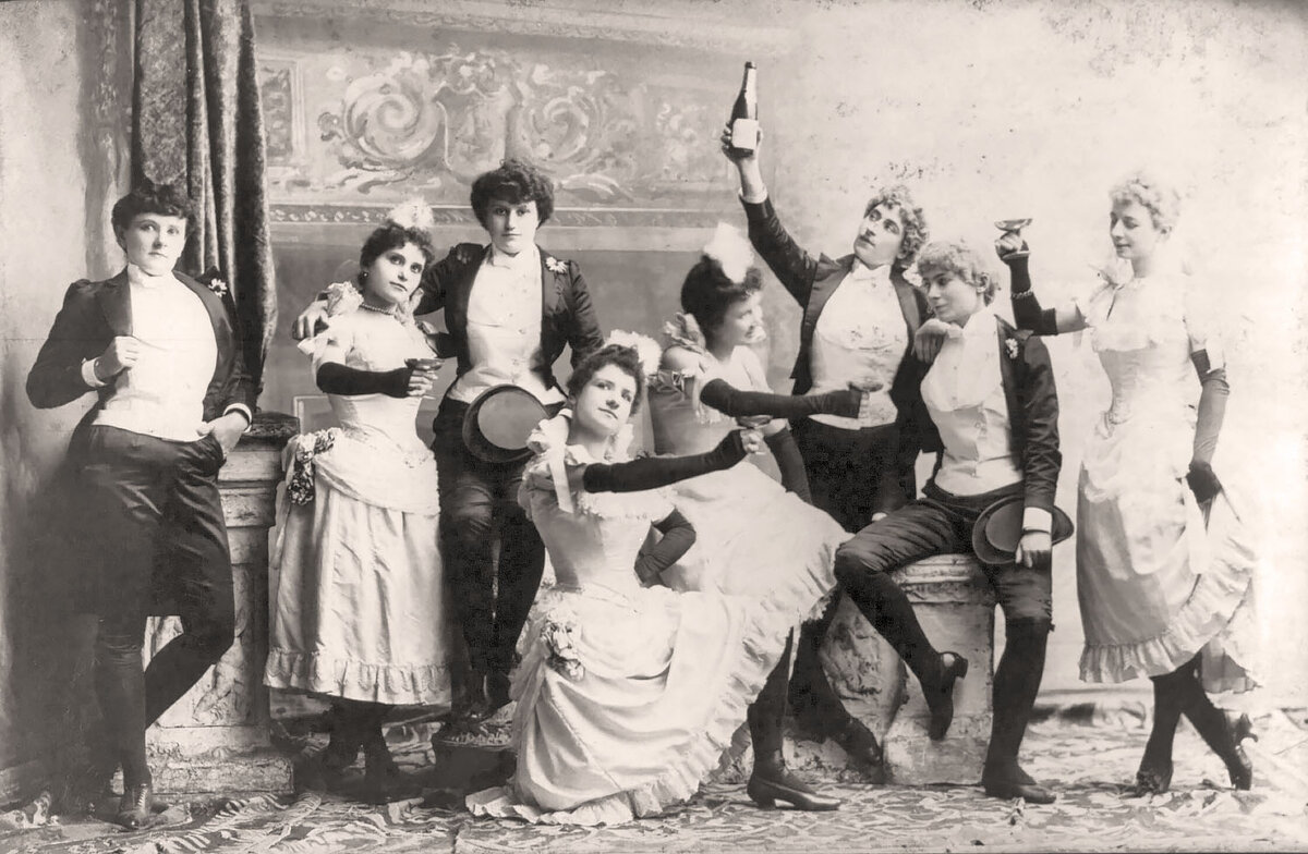 Актрисы варьете, нач.XX века. Источник: Pinterest