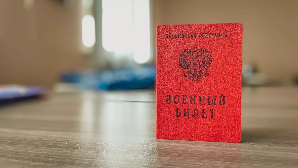     Пока следователи продолжают разбираться в деле врачей-взяточников из Нижневартовска, депздрав ХМАО сформировал новый состав медицинских сотрудников для участия в призывной кампании.