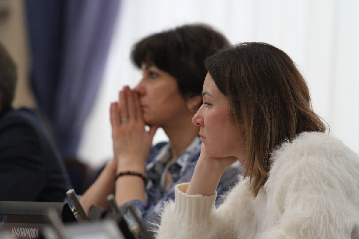 Екатерина Шалимова и Лилия Гончарова, депутаты Совета депутатов города Новосибирска, члены комиссии по социальной политике и образованию
