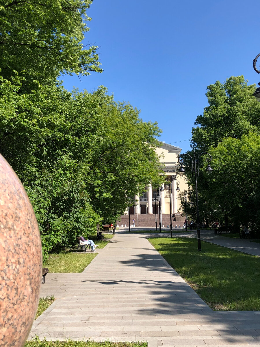 Площадь Журавлёва в Москве.