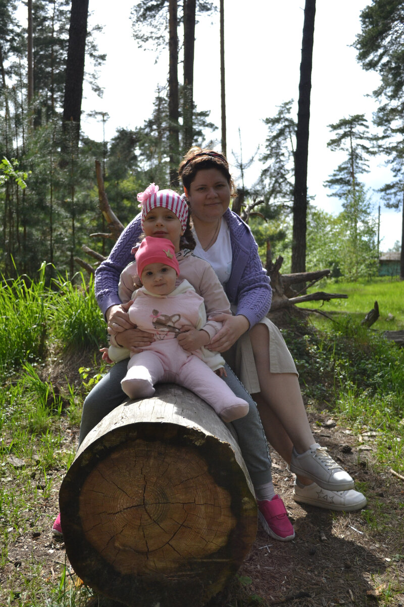 Здесь только двое...пока