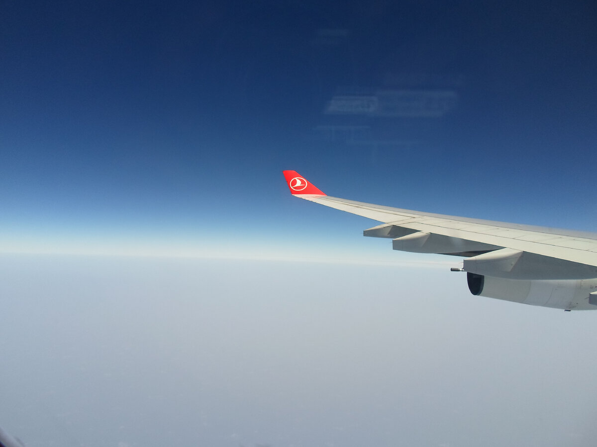 Где-то над Атлантикой.