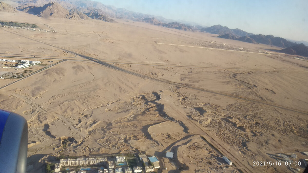 Листайте галерею, там есть еще фото.