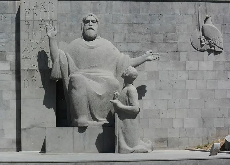 Как бывший воин 1600 лет назад создал армянский алфавит и стал святым при жизни: кто он, Месроп Маштоц, подаривший армянам письменность