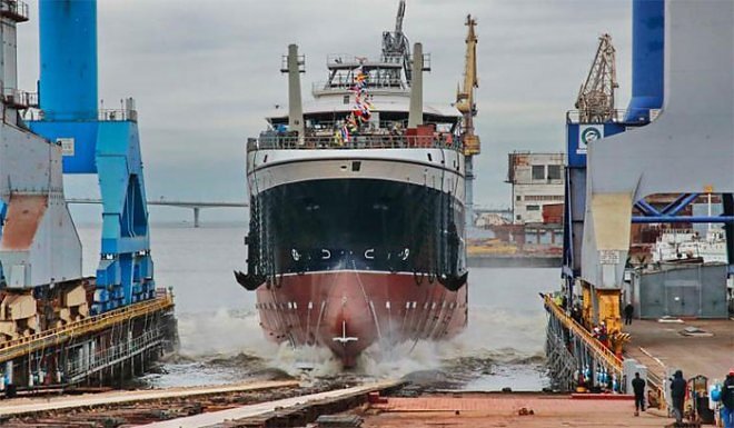    БМРТ пр.СТ-192 «Капитан Мартынов», спуск на воду