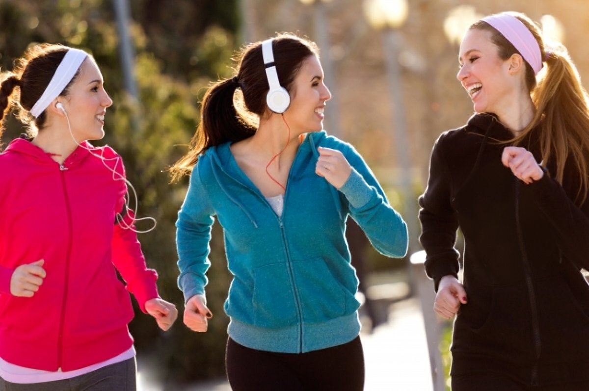    Свет, пробежка и мандарины.