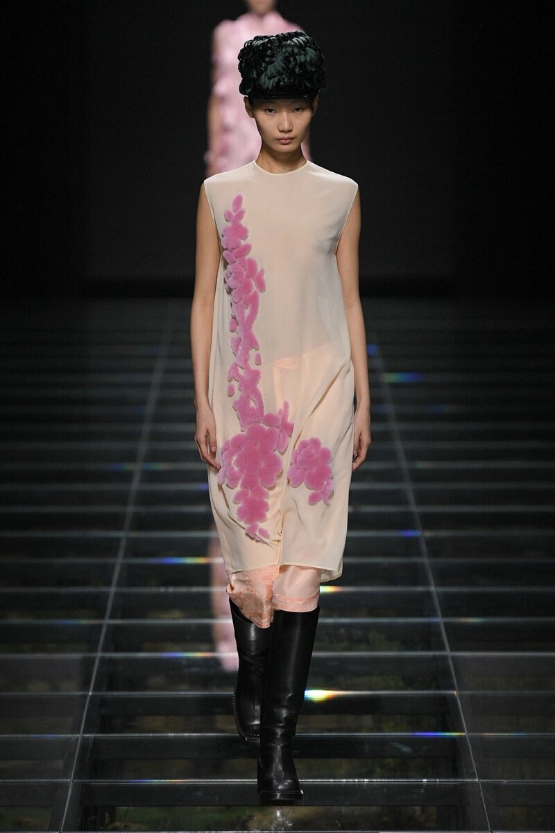 Показ коллекции Prada осень-зима 2024
