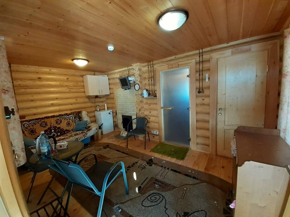 Комната отдыха на даче (уже убрали оттуда двухъярусную кровать)