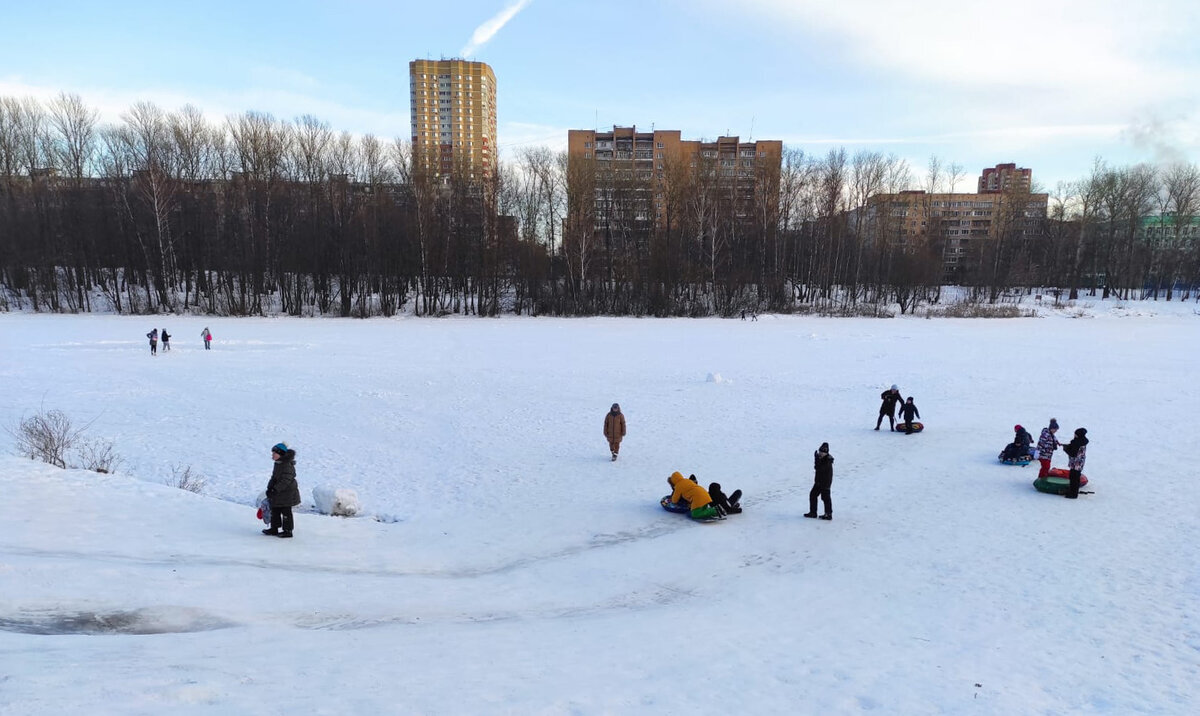 Московская область горки 20. Горки зимой. Зимние развлечения. Снежные горки. Безопасная горка.