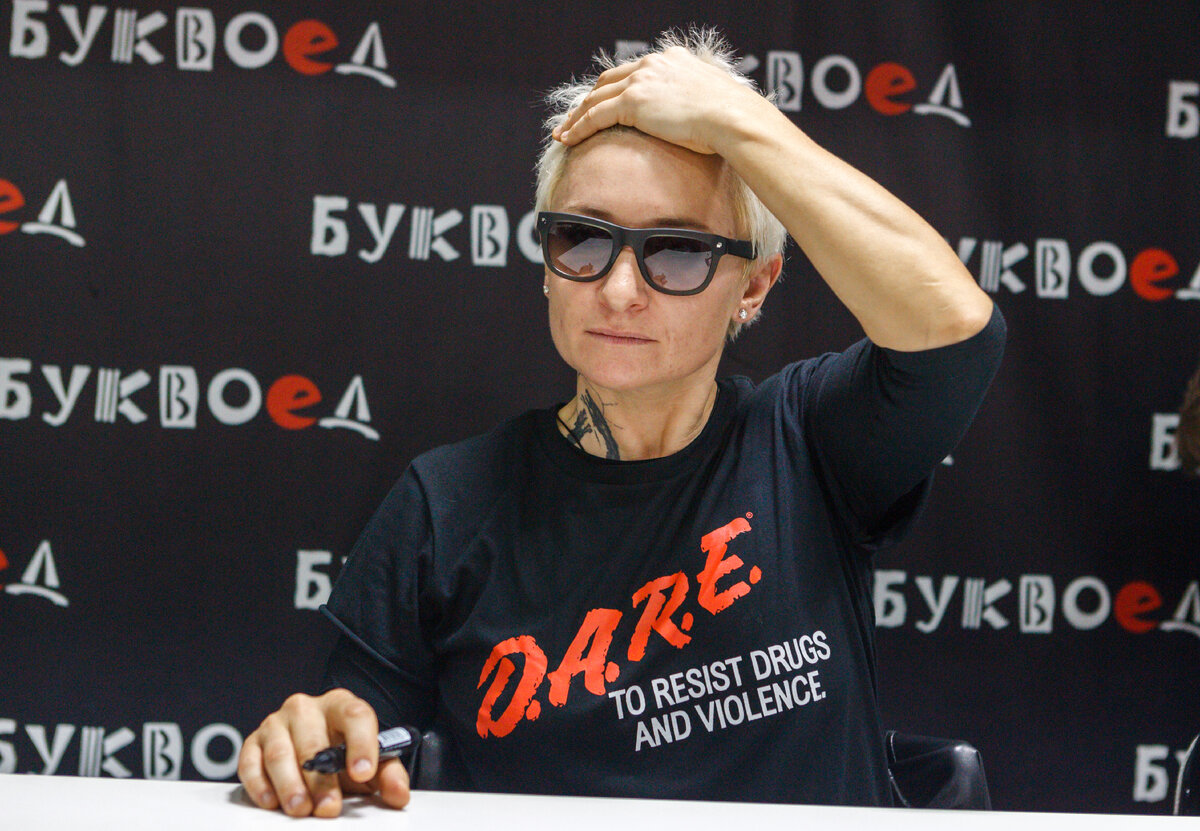 Ночные снайперы сурганова. Арбенина тигры любят своих жен. Арбенина тигры любят своих жен. Арбенина тигры любят своих жен. Битва поколений арбенина.