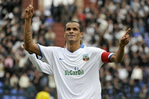 Ривалдо в "Бунёдкоре". Фото с сайта championat.asia