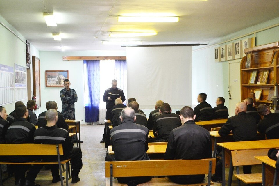 Занятия с осужденными. Тюрьма для несовершеннолетних. Воспитательная колония. Реабилитация и ресоциализация осужденных. Кировоградская воспитательная колония для несовершеннолетних.