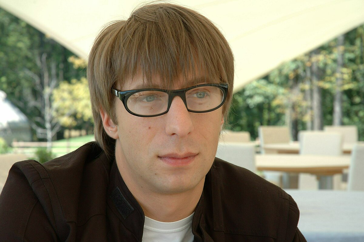 Учитель как запомнить е. Жизнь одна. В жизни так бывает цитаты. Быть запоминающимся личностью. Ради любимого человека цитаты.