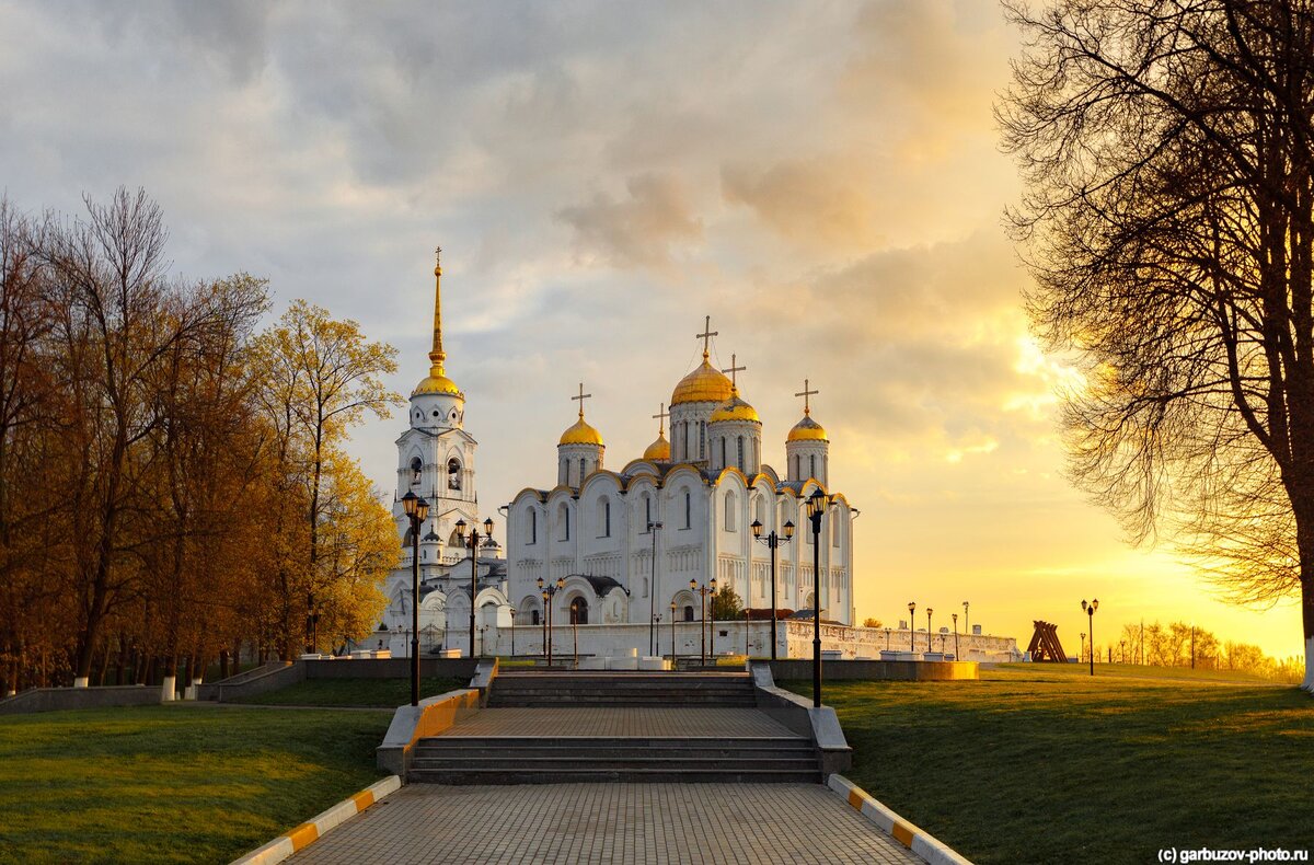 Успенский собор г. Владимир. Фото из Интернета