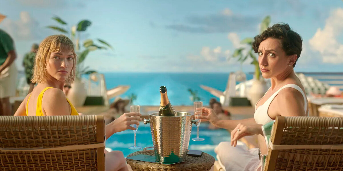    Кадр из сериала «Смерть и другие детали»