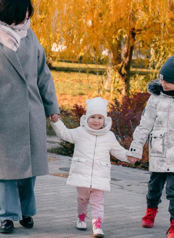 двое из каждых трех