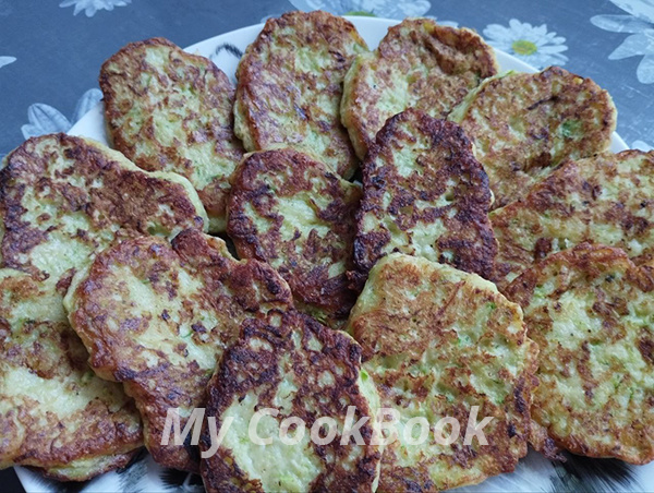 Оладьи из кабачков с сыром на сковороде