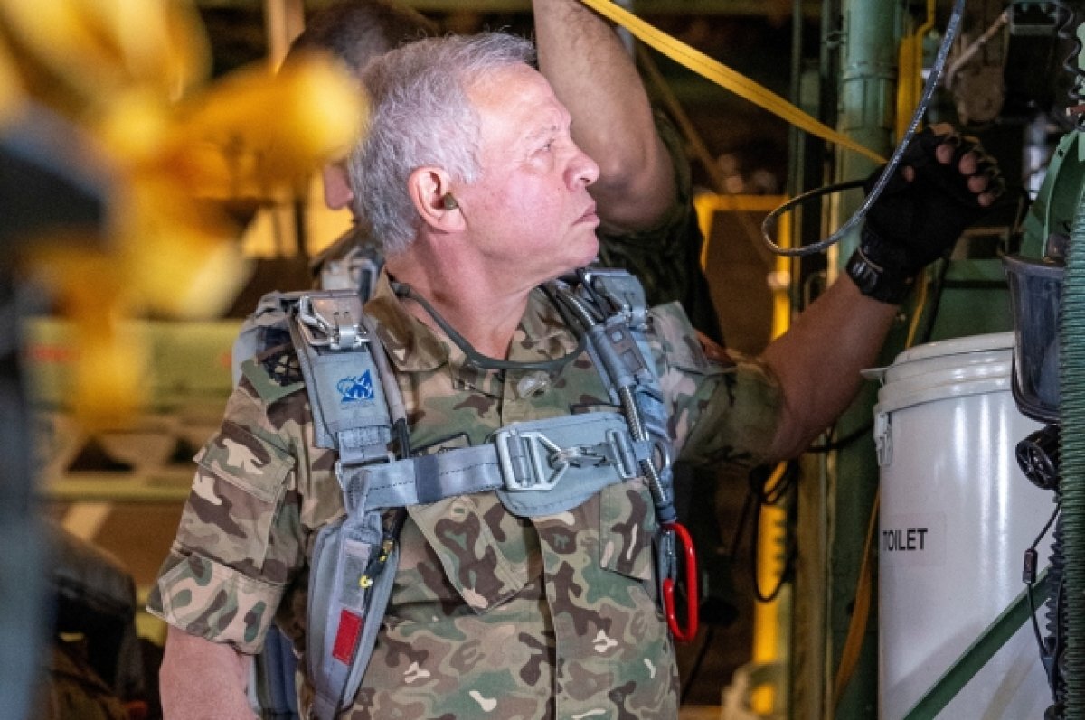    Король Иордании принял участие в операции по доставке гумпомощи в Газу