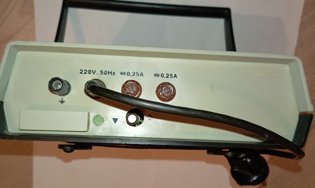 Цифровой вольтметр амперметр ваттметр. В 3 7 вольтметр. Вольтметр универсальный в7-38. В 3 7 вольтметр. Вольтметр цифровой в7-27а/1.