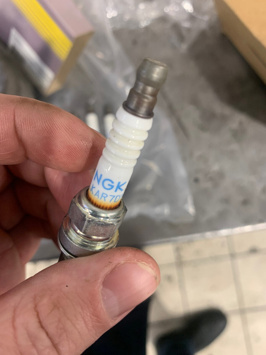 Свеча после 53 т км