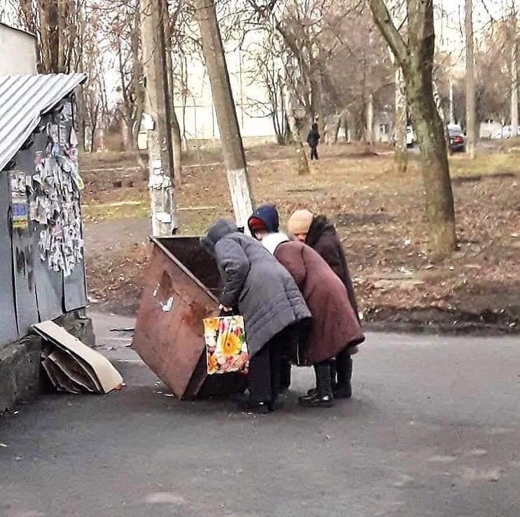 В самом тяжёлом пложении оказались пенсионеры.