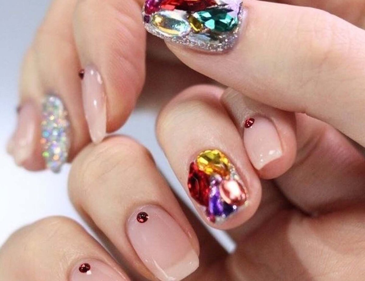 шеллак для ногтей. ногти короткие. ногти френч. шикарный маникюр на короткие ногти. красивые короткие ногти.