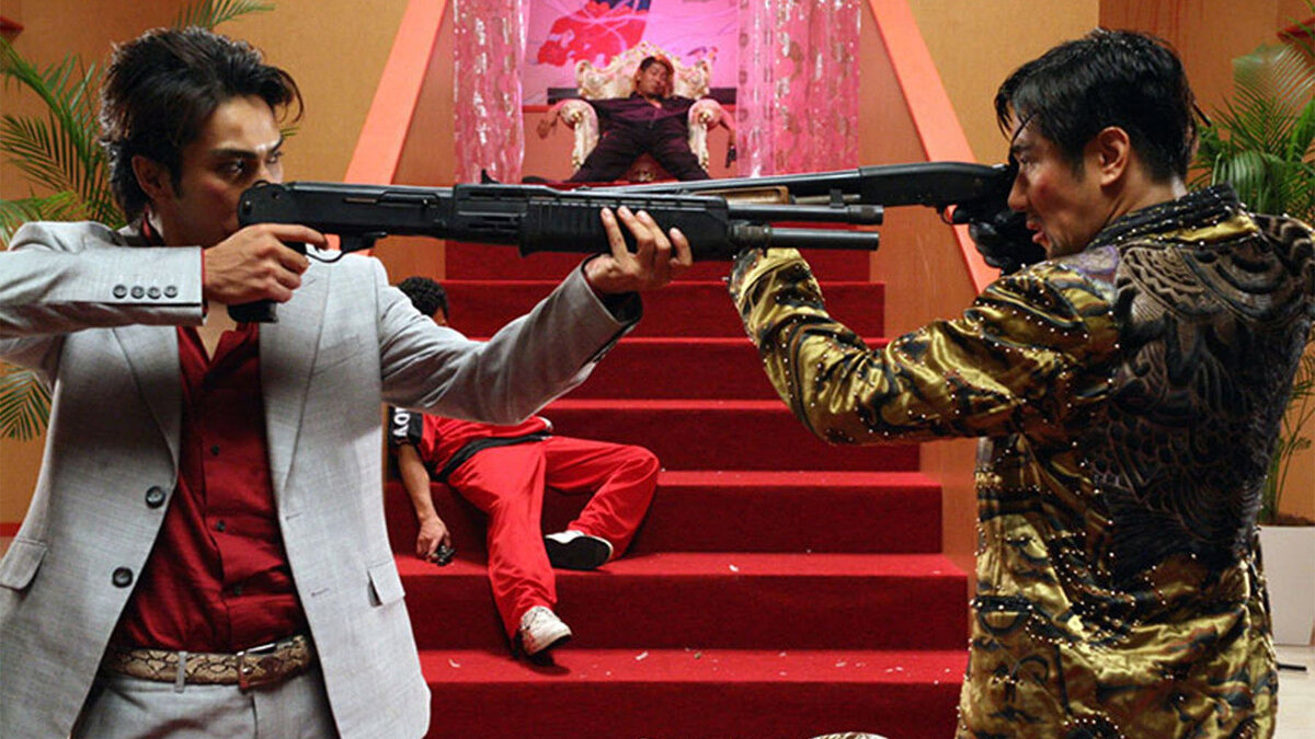 Кадр из фильма" Подобный дракону" (2007): Кирю и Мадзима