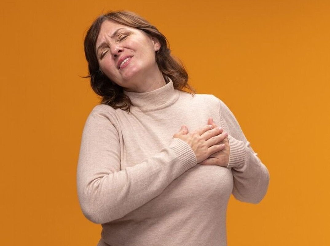 Врач-кардиолог Инна Жевагина рассказала, какие симптомы могут указывать на развитие атеросклероза.