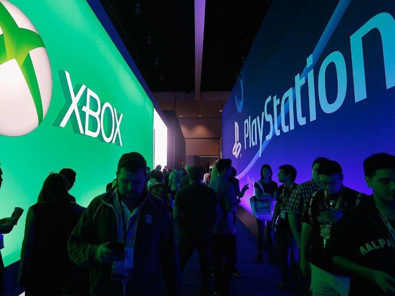   Аналитик: Microsoft проигрывает Sony в продажах консолей, но выиграет в деньгах