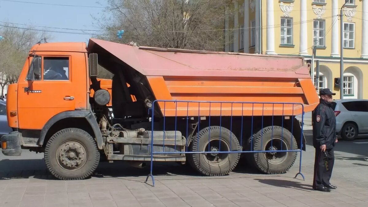 Водитель доставлял груз по Башкирии и остался без машины посреди дороги |  mkset.ru | Дзен