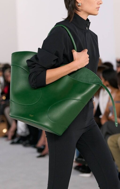 Модные женские сумки 2024–2025 года: тренды и новинки