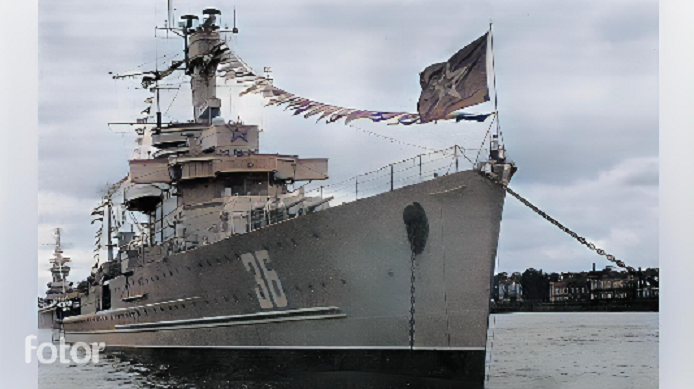 Советский корабль "Адмирал Макаров". Бывший легкий крейсер Кригсмарине "Нюрнберг" 