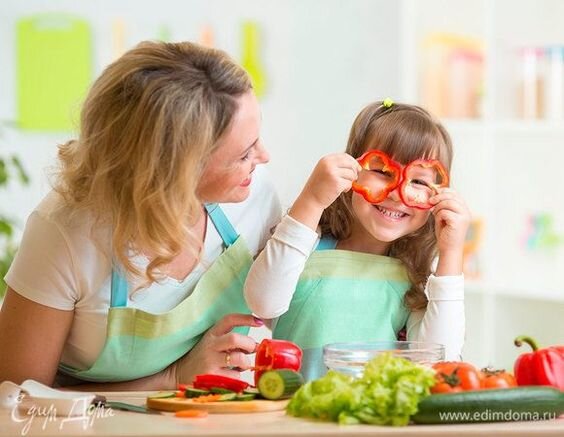 полезные продукты питания. здоровое питание. роль водорослей в нашей жизни. продукты для готовки. бактерии кисломолочных продуктов.