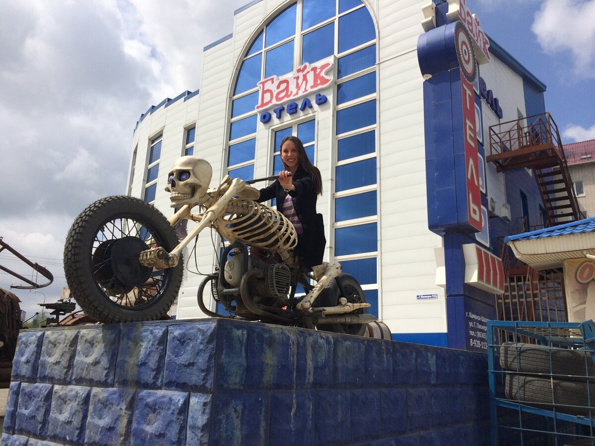 Очень атмосферный отель, надеюсь, еще работает.