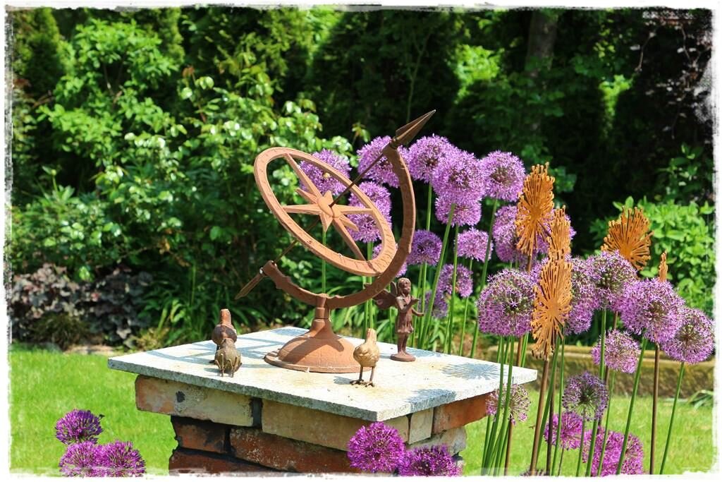 Игра со временем: Как Солнечные Часы Меняют Ландшафтный Дизайн