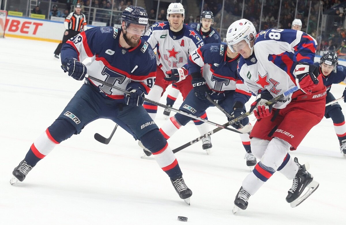    Андрей Белевич сыграл во всех 68 матчах сезона 68 матчах сезона. Также не пропустил ни одной игры Михаил Орлов.