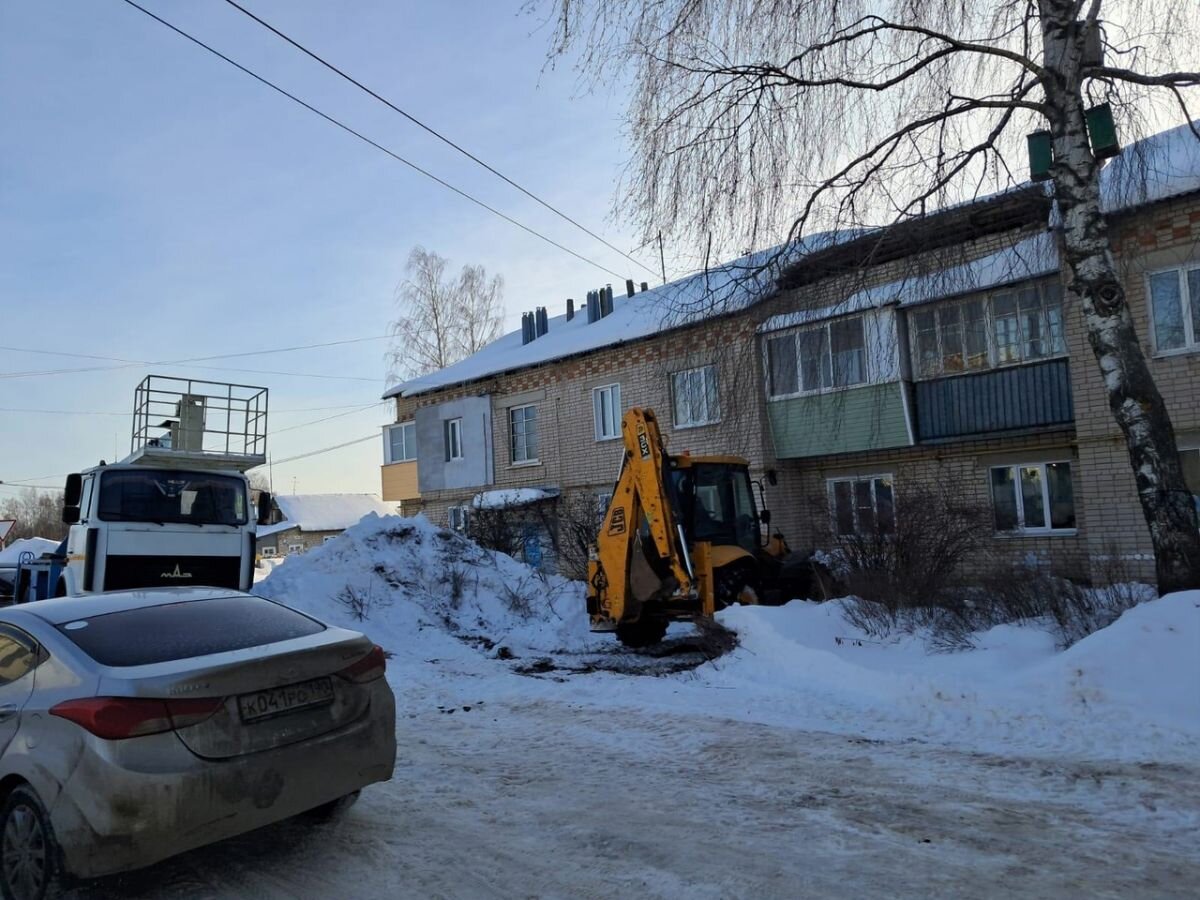 В Гавриловом Посаде восстанавливают просевшую крышу МКД | «Ивановские  новости» | Дзен