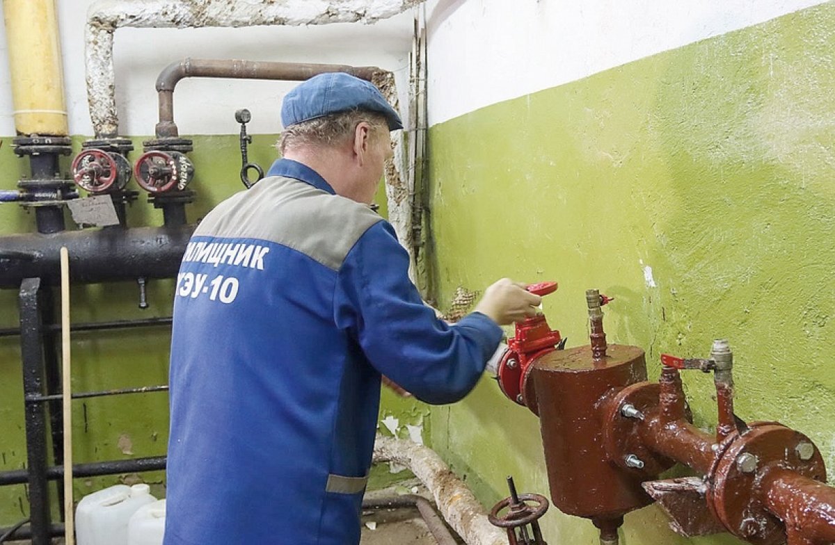    Экс-директора смоленского «Жилищника» приговорили к колонии строгого режима