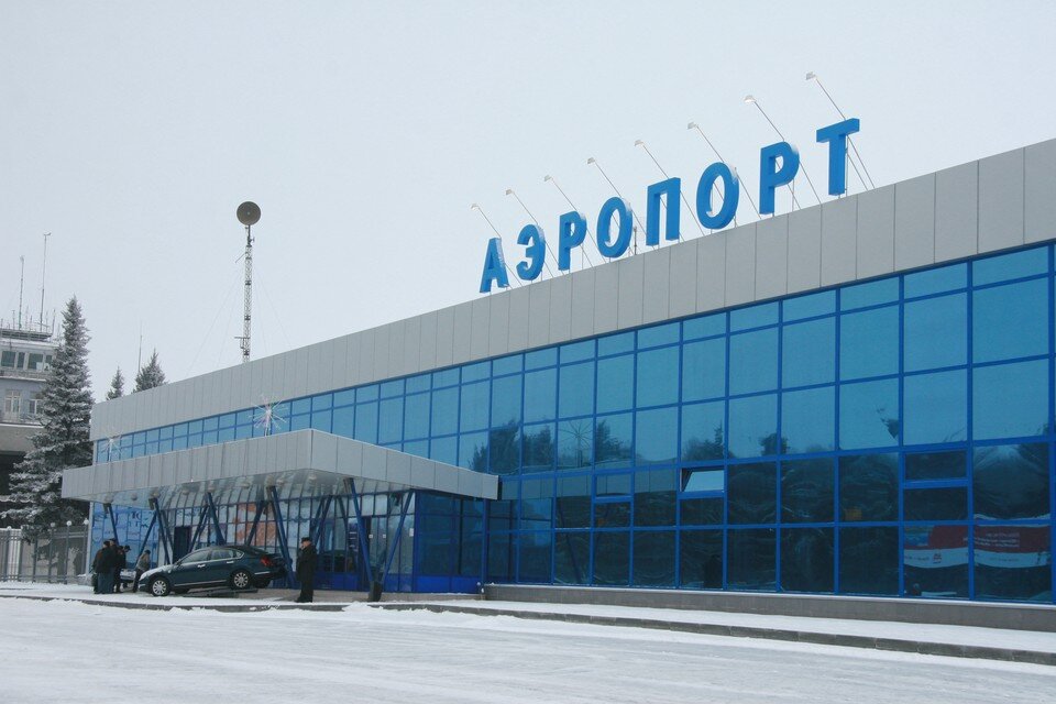    27 февраля на борту самолета в Барнауле произошел скандал Олег УКЛАДОВ