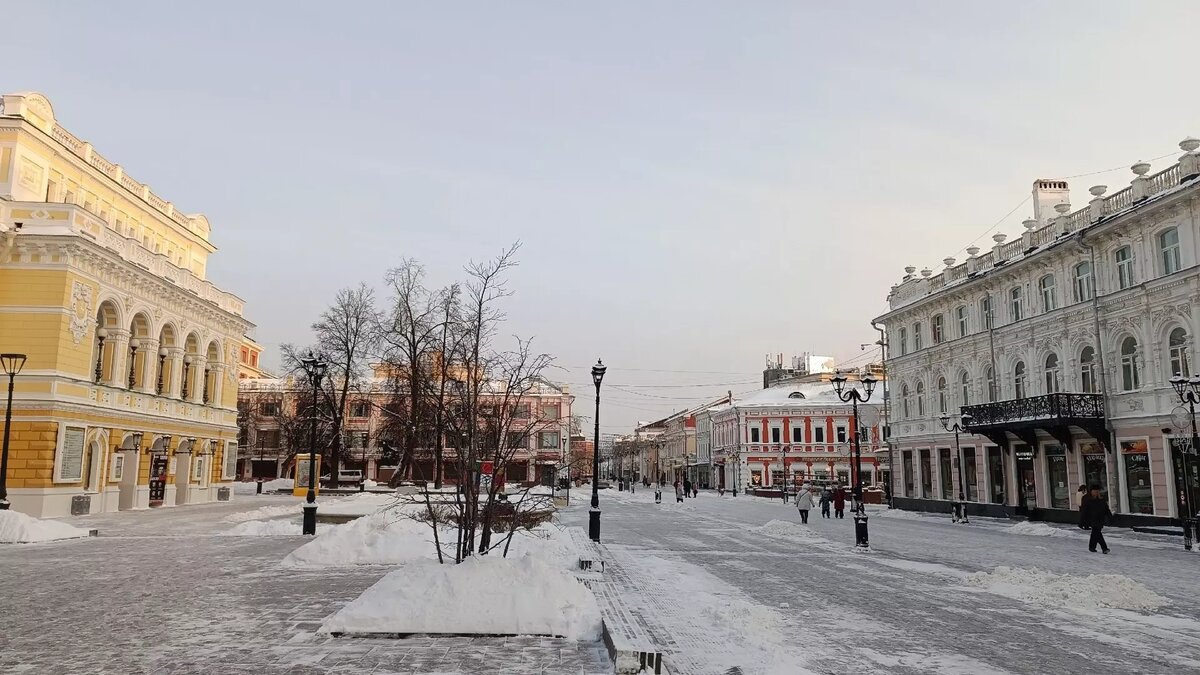     Одного из арендаторов нижегородского ОКН «Дом Басовых», расположенного на улице Большой Покровской, оштрафовали за проведение незаконных ремонтных работ. Об этом NewsNN сообщили в управлении госохраны ОКН региона.
