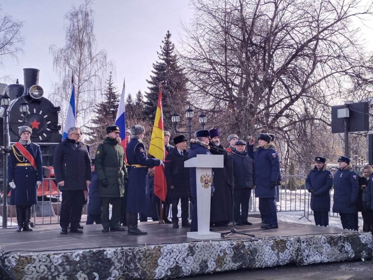 Трое воронежцев, служивших в ВВС, получили медали Суворова и Жукова |  «Воронежские новости» | Дзен