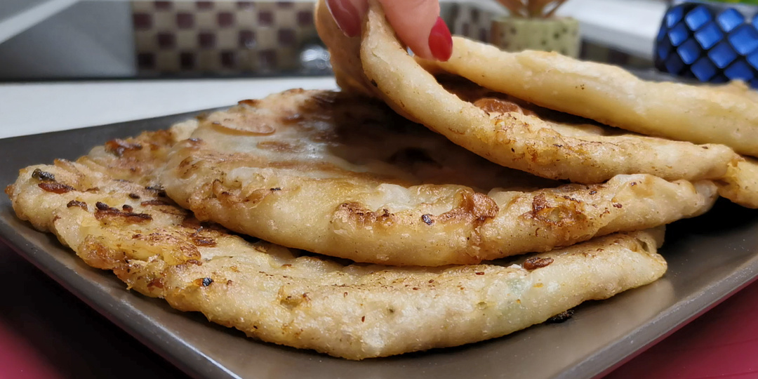 По вкусу как из чистого мяса и даже лучше, а начинка из картошки и горстки фарша. Эти китайские лепешки хочется готовить снова и снова