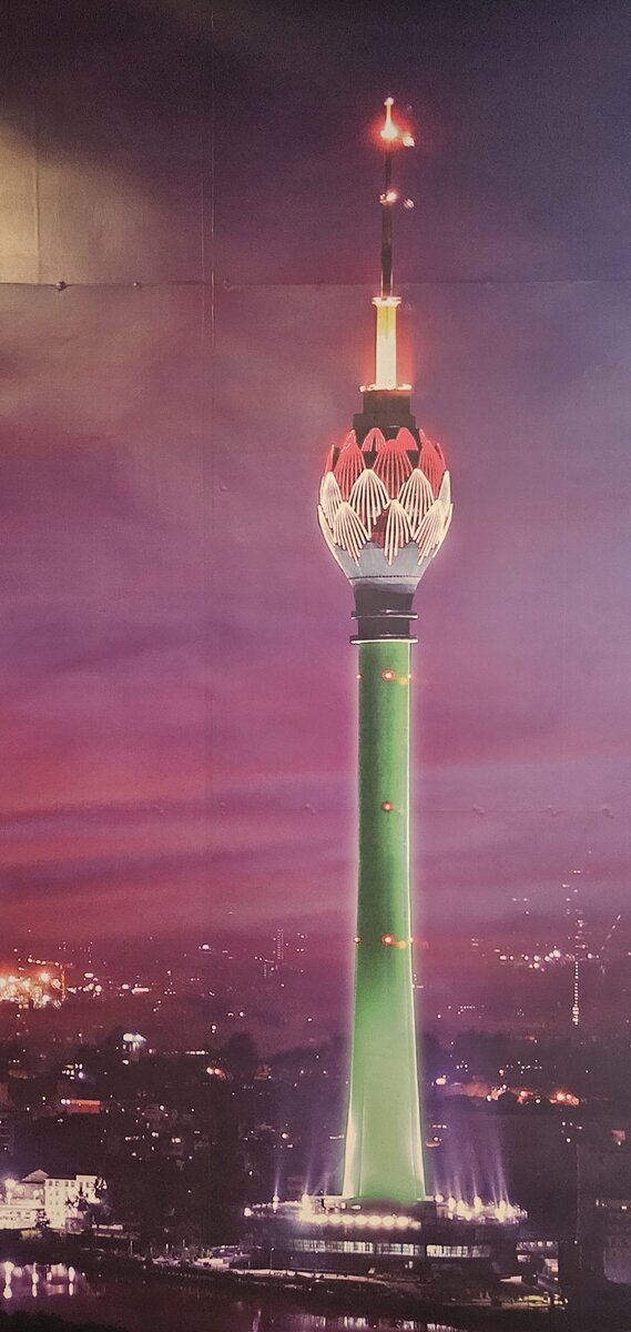 Телебашня Лотос  | Фото рекламного плаката в холле телебашни