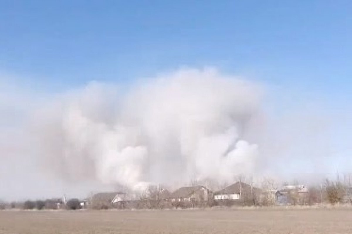    Рядом со Славянском-на-Кубани загорелись поля