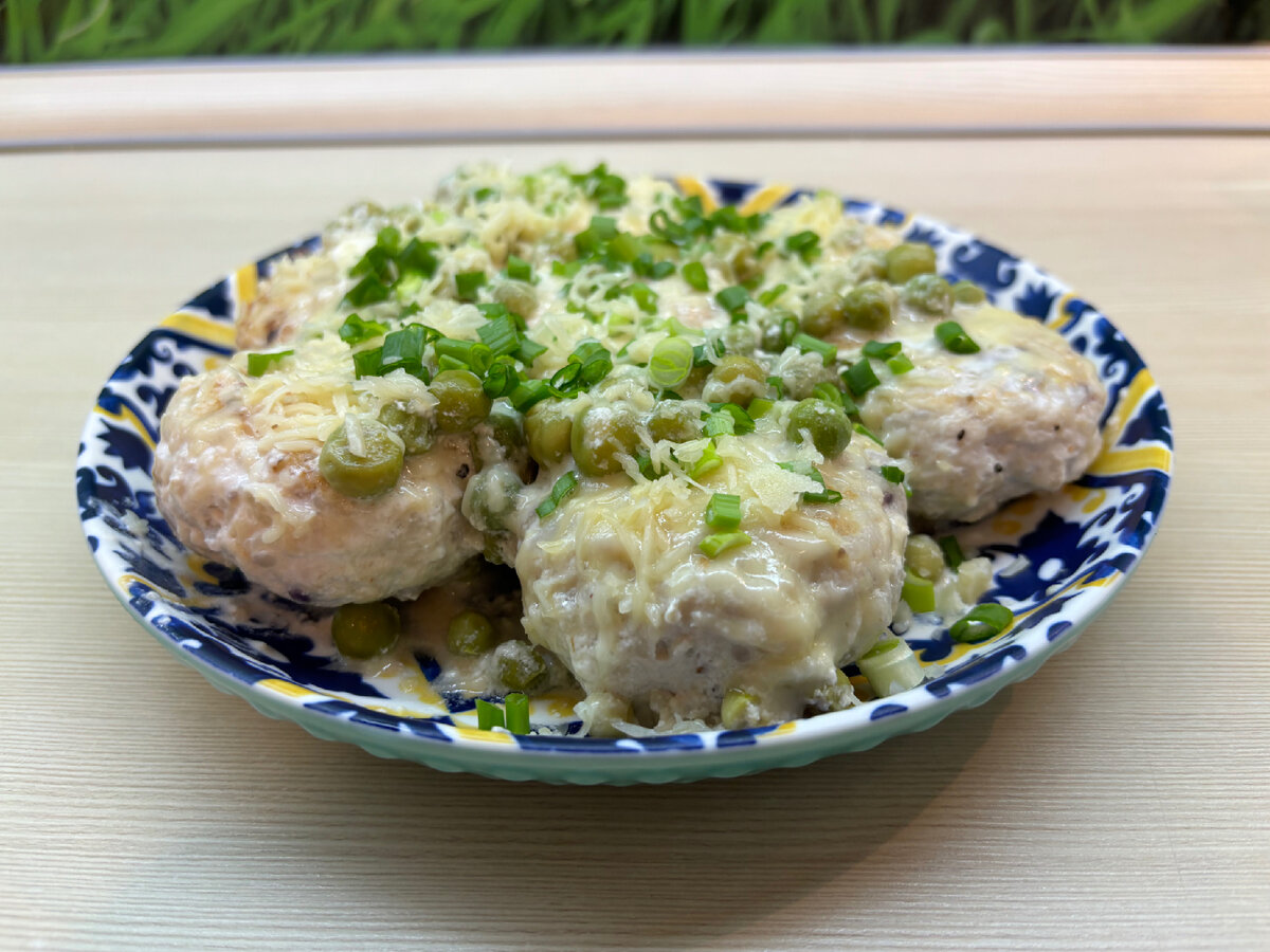 куриная грудка цоцхали. что можно быстро приготовить из куриной грудки. куриная грудка в духовке сочная. куриное филе запеченное. что можно быстро приготовить из куриной грудки.