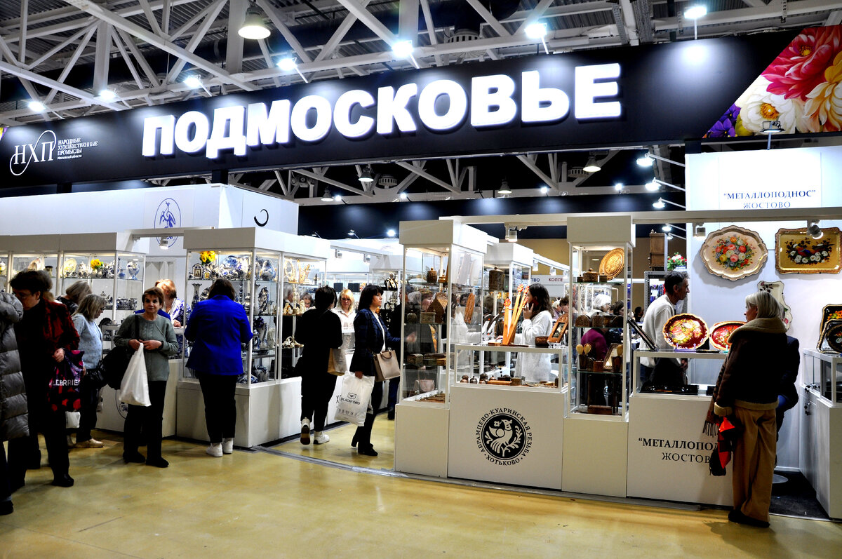 выставочный комплекс манеж москва. выставка арт россия в москве. 7 выставок в москве. гостиный двор москва выставка 2022. уникальная россия выставка в гостином.