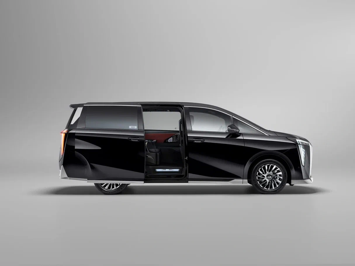 В РФ представили люксовый минивэн GAC M8 — аналог Toyota Alphard | Авто  Mail.ru | Дзен