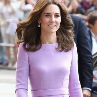 facebook.com/ katemiddletonqueen