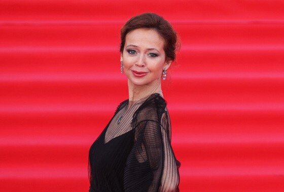    Елена Захарова