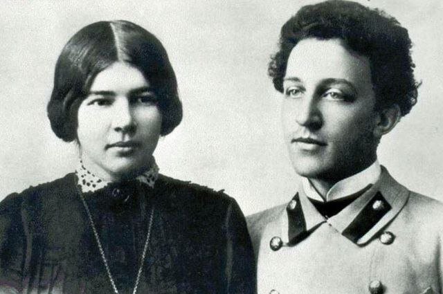 Любовь Менделеева и Александр Блок 